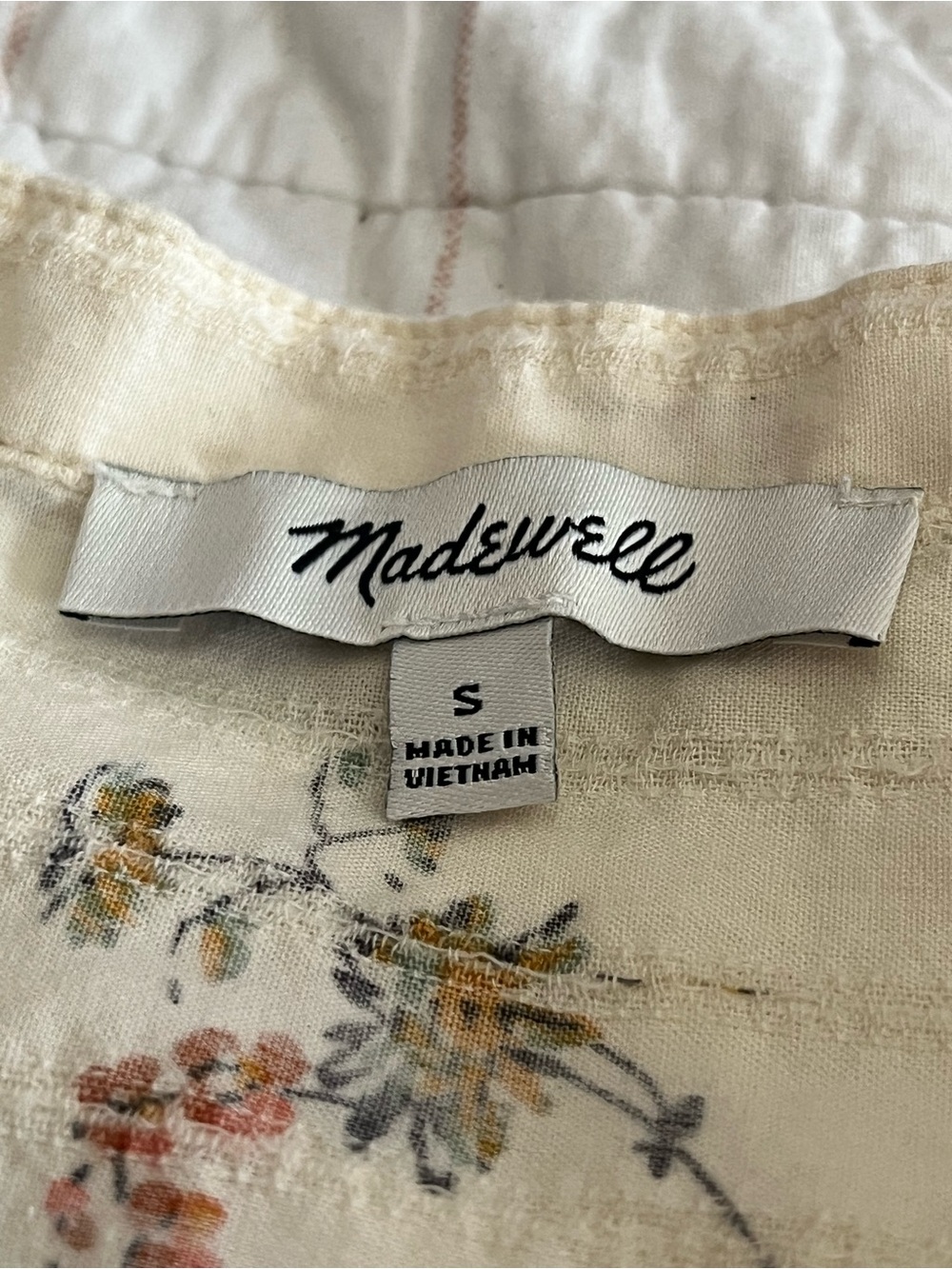 Madewell Cream Floral V-Neck Top with Multicolor Blooms - Picture 4 of 8